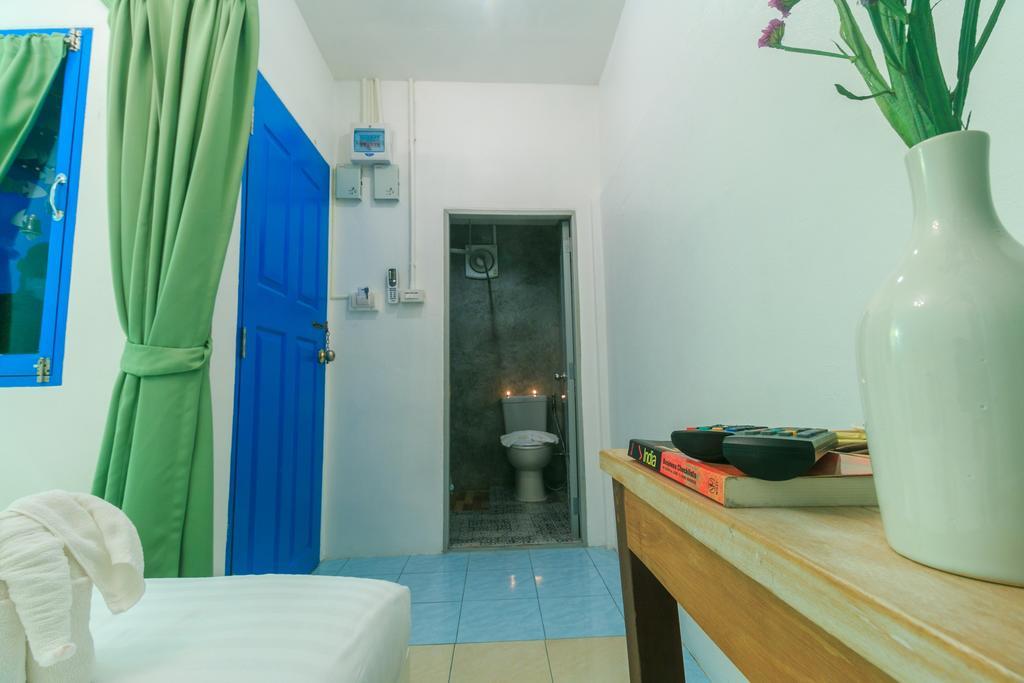 Frog House Bed & Breakfast (Adults Only) Patong 外观 照片