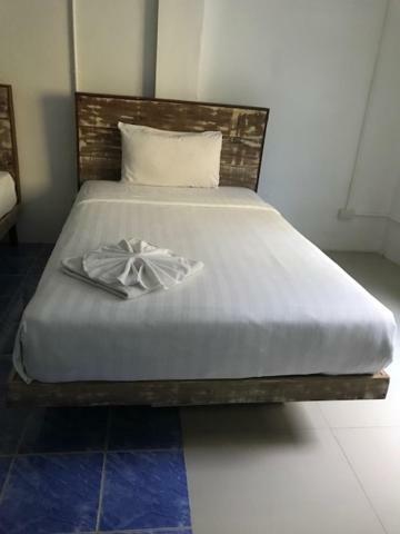 Frog House Bed & Breakfast (Adults Only) Patong 外观 照片
