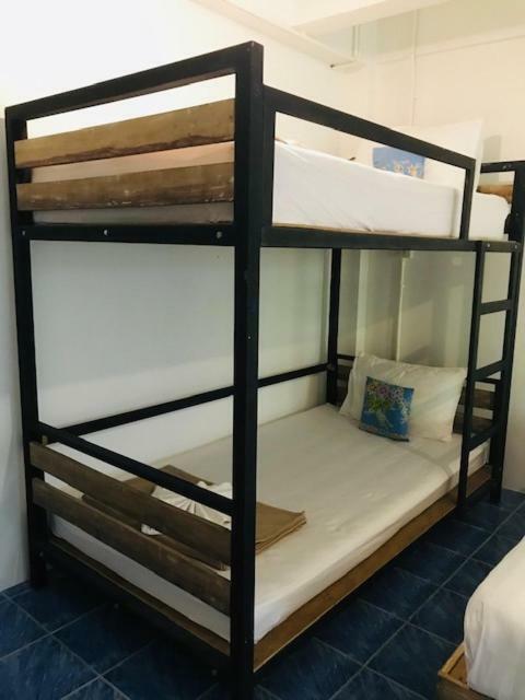 Frog House Bed & Breakfast (Adults Only) Patong 外观 照片