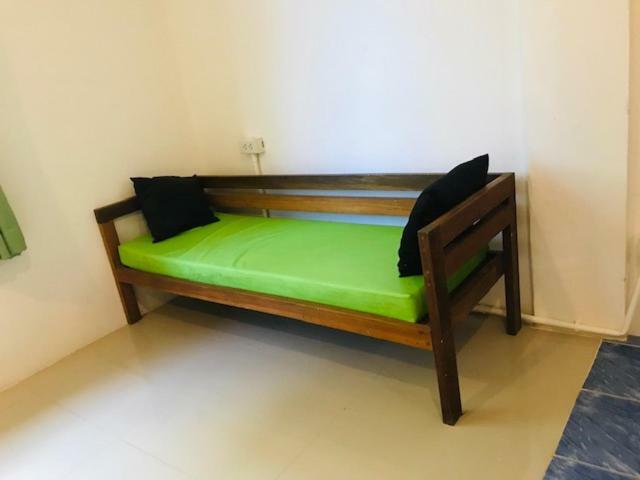 Frog House Bed & Breakfast (Adults Only) Patong 外观 照片